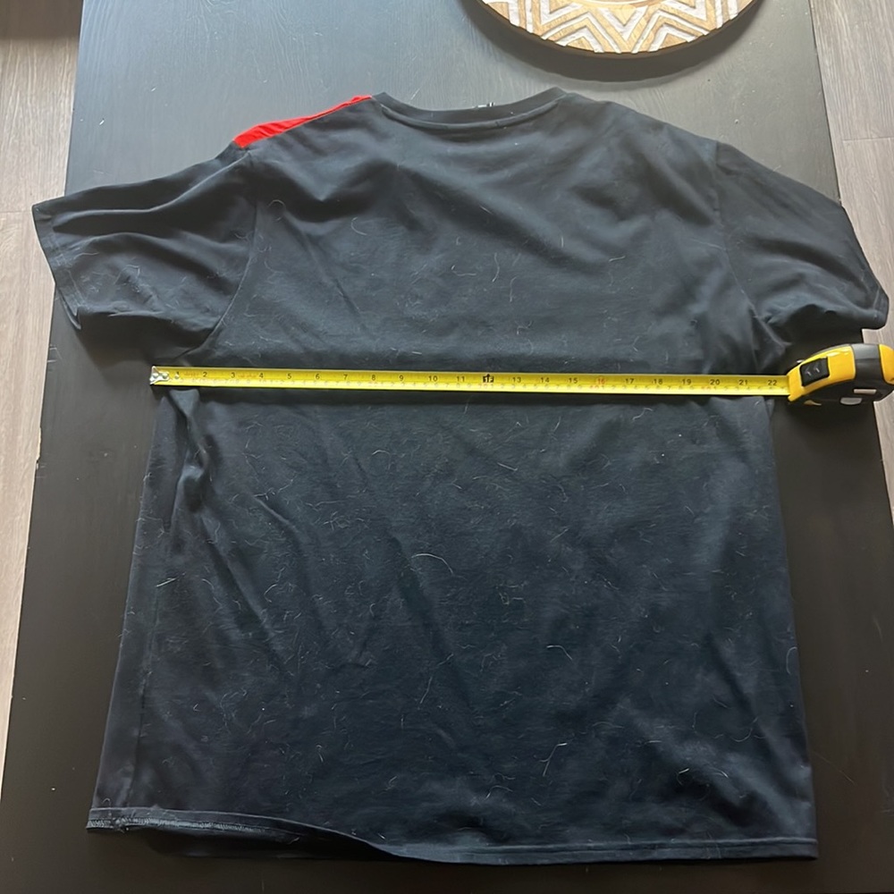 Liverpool fc training shirt new balance xl - Picture 3 of 3